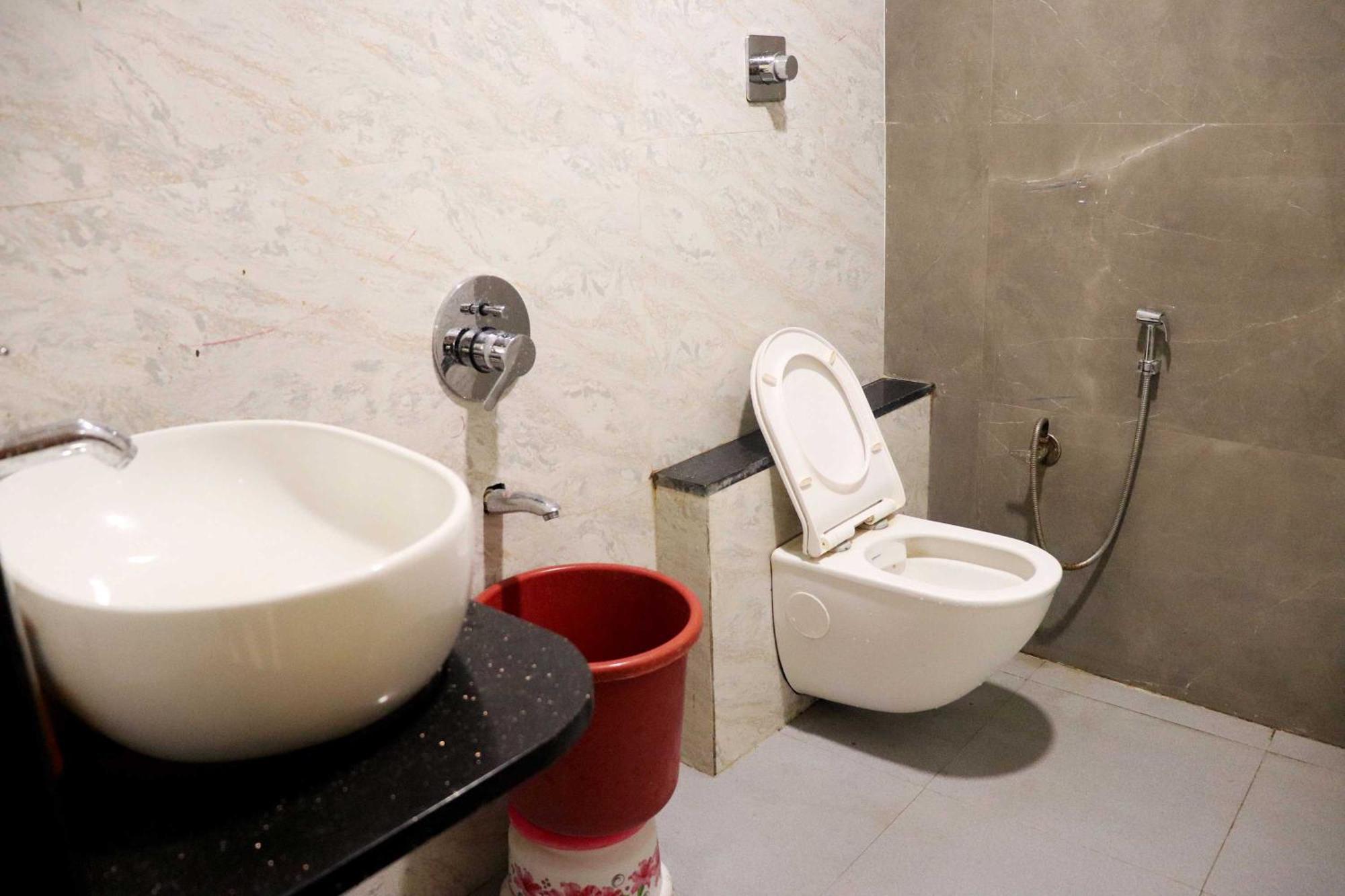Hotel Gayatri Palace Godarpura 外观 照片
